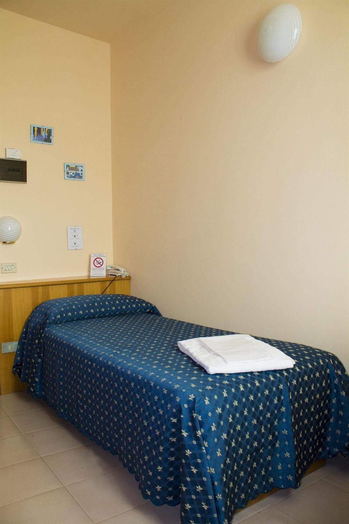 Hotel Europa Dossobuono Εξωτερικό φωτογραφία